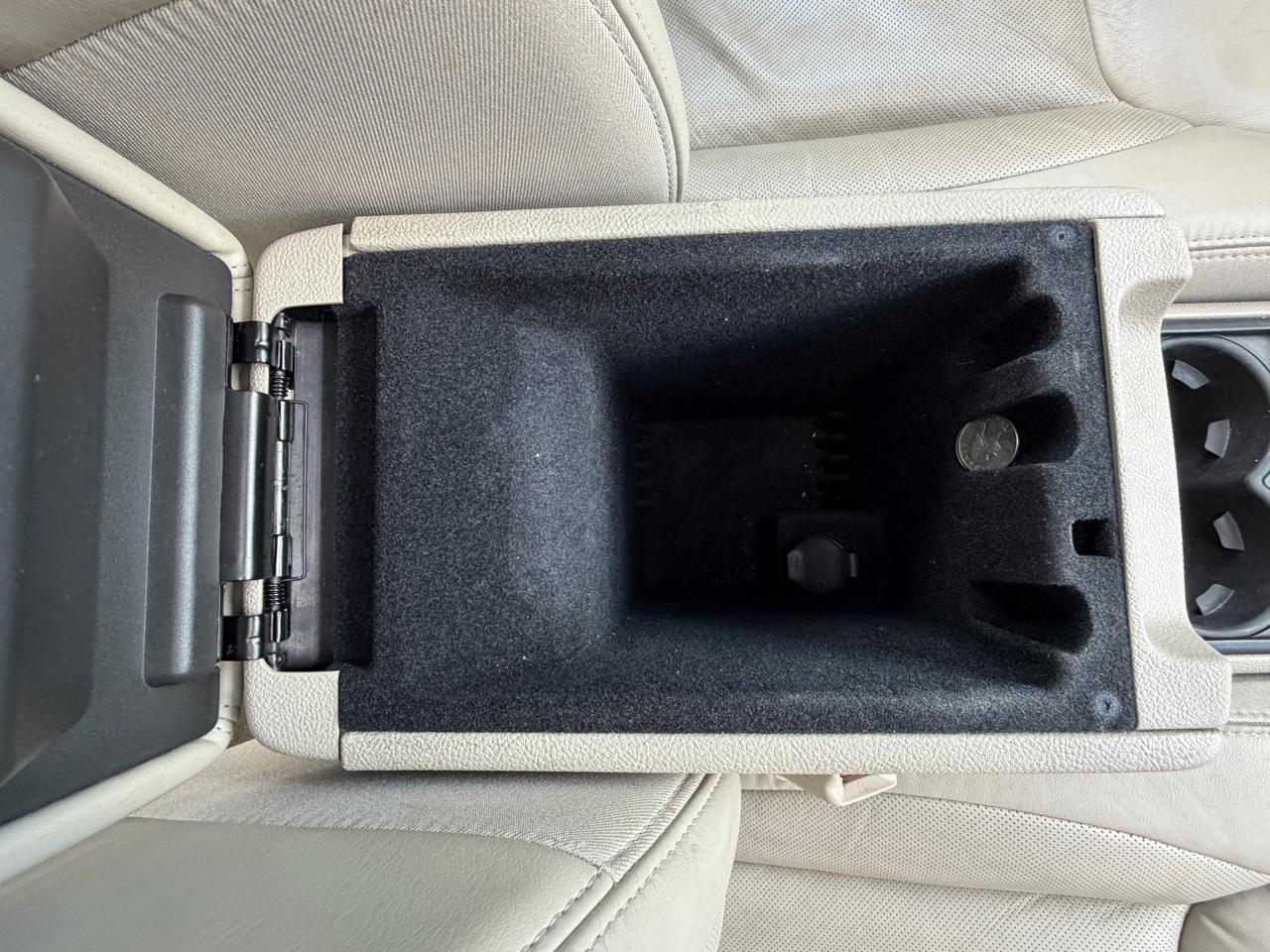 Cadillac DTS Luxury 2010