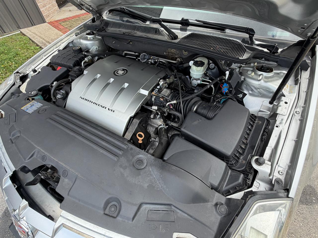 Cadillac DTS Luxury 2010