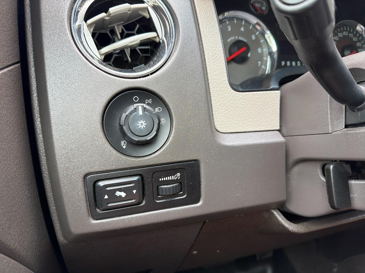 Ford F-150 XLT SuperCrew 6.5-ft. Bed 4WD 2009