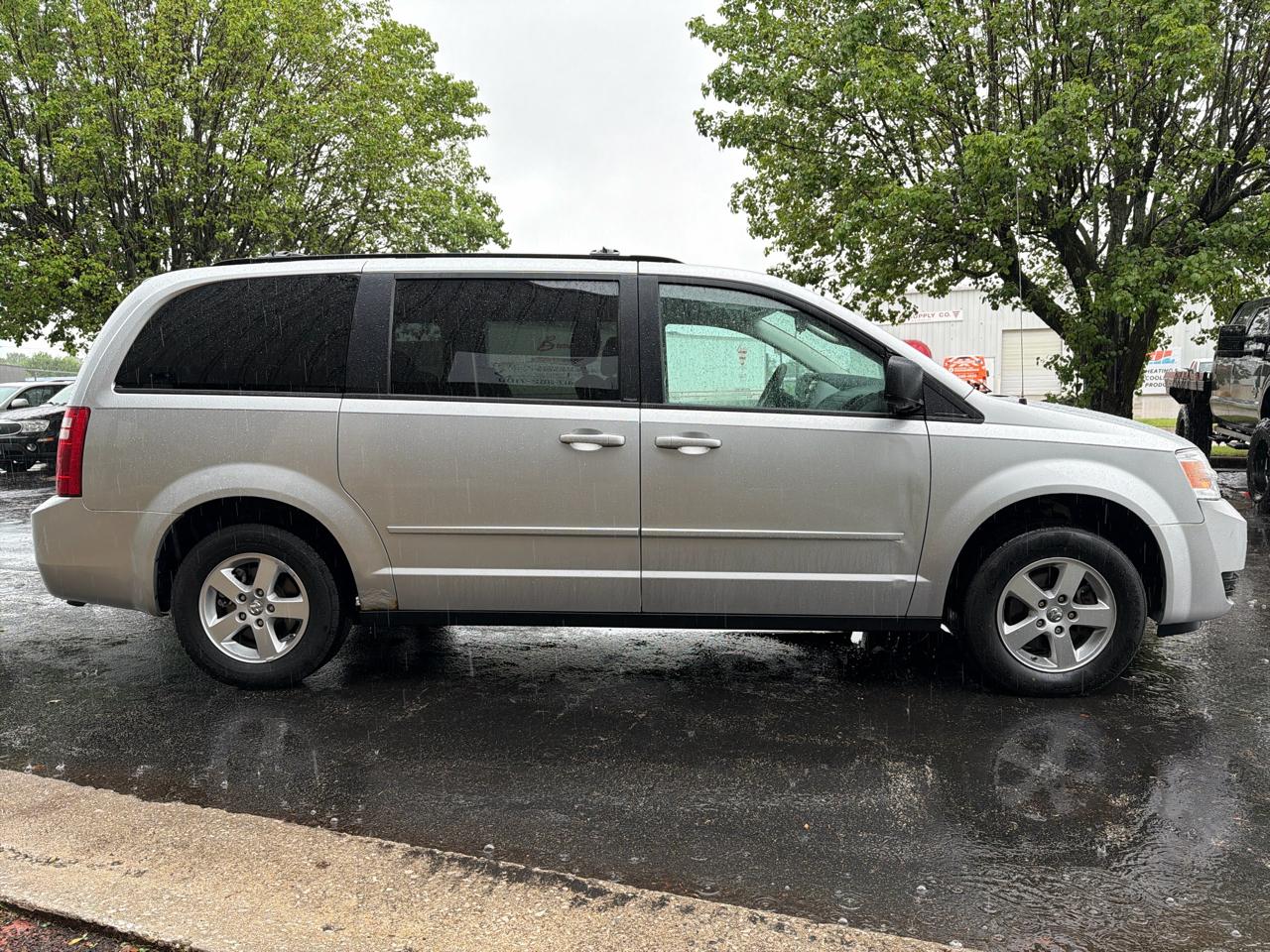Dodge Grand Caravan SE 2010