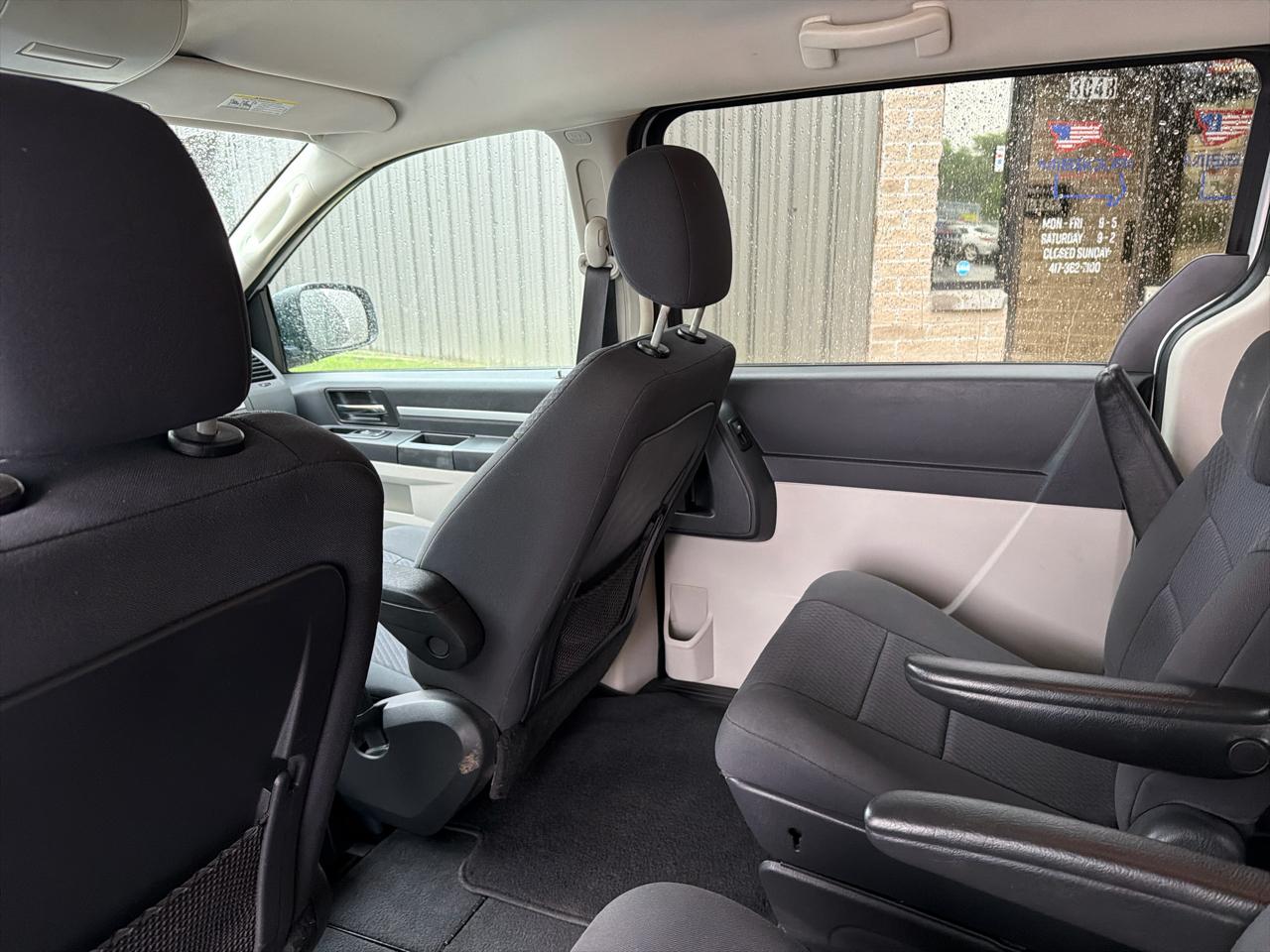 Dodge Grand Caravan SE 2010