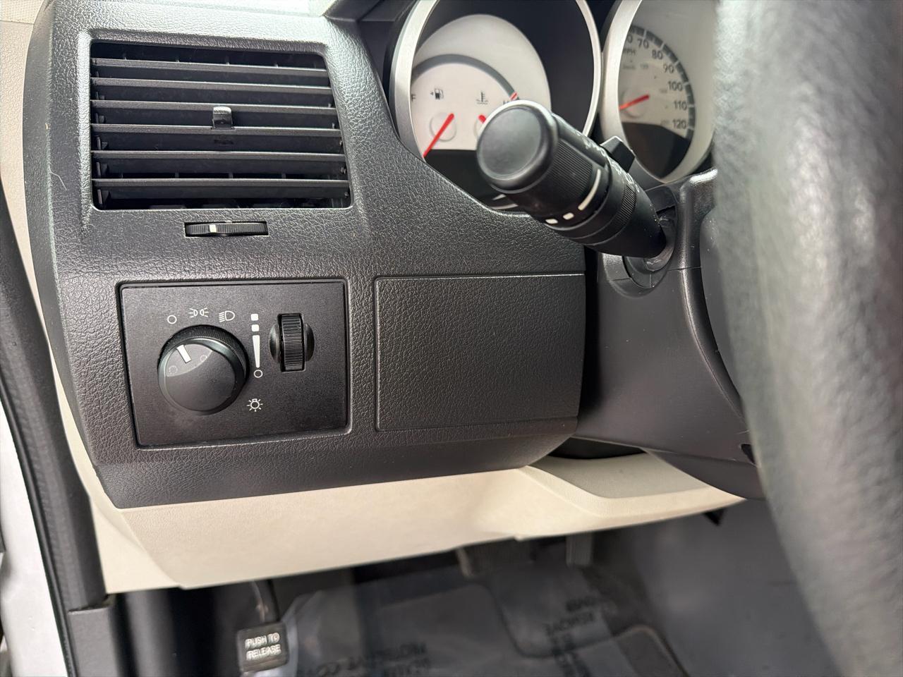 Dodge Grand Caravan SE 2010