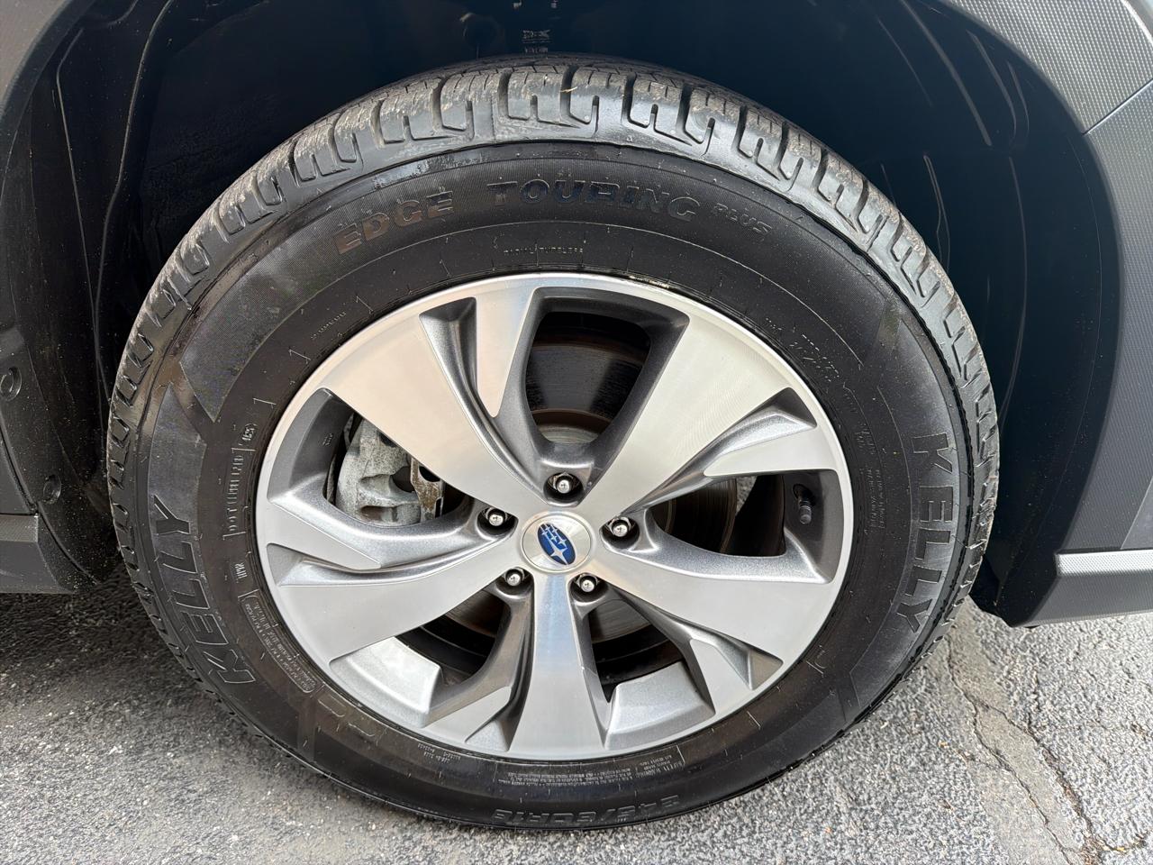 Subaru Ascent Premium 2022