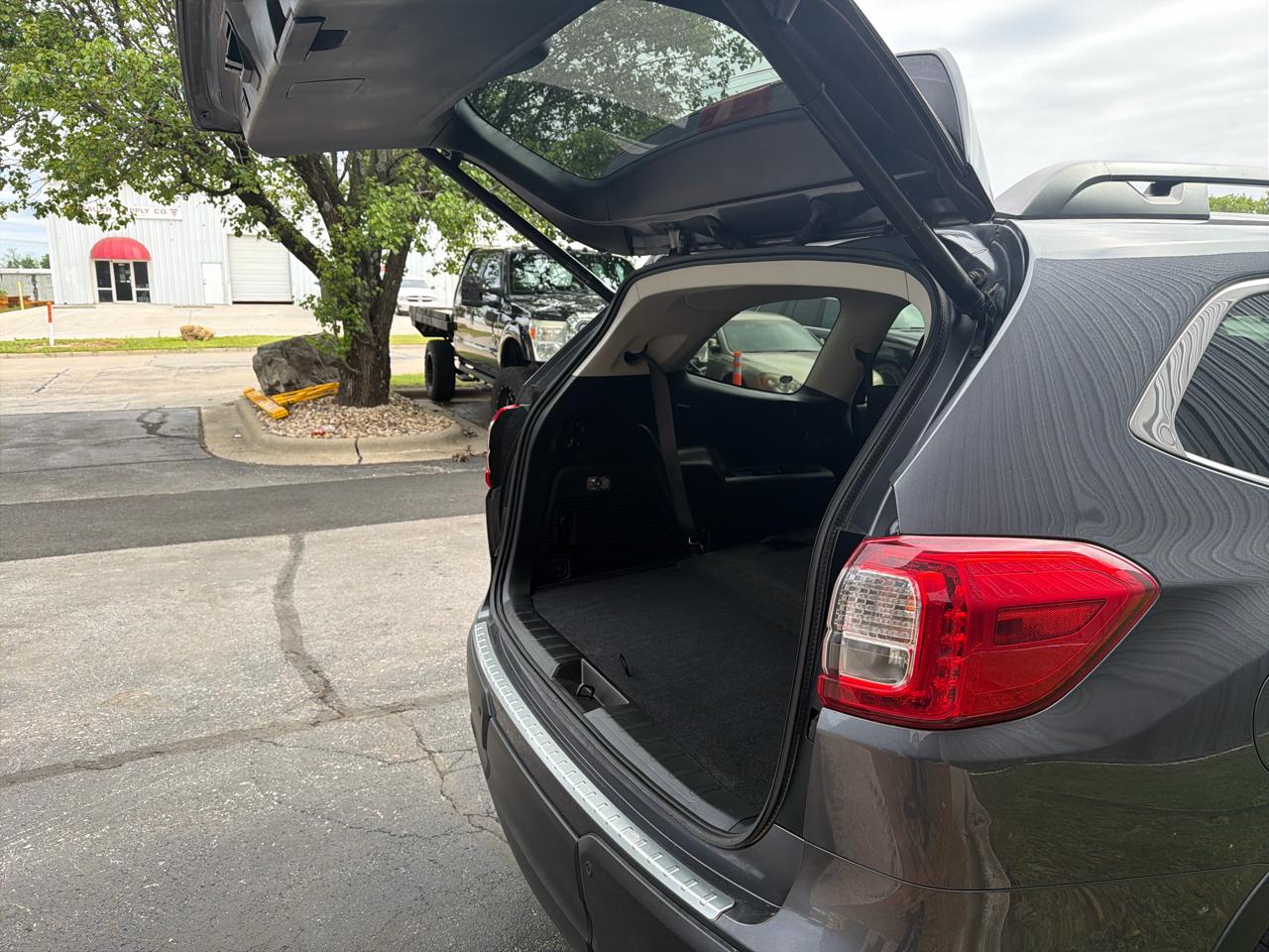 Subaru Ascent Premium 2022