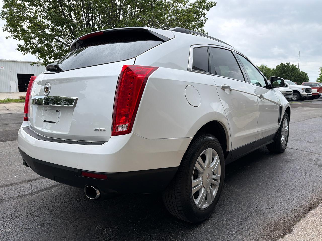 Cadillac SRX FWD 4dr Luxury Collection 2015