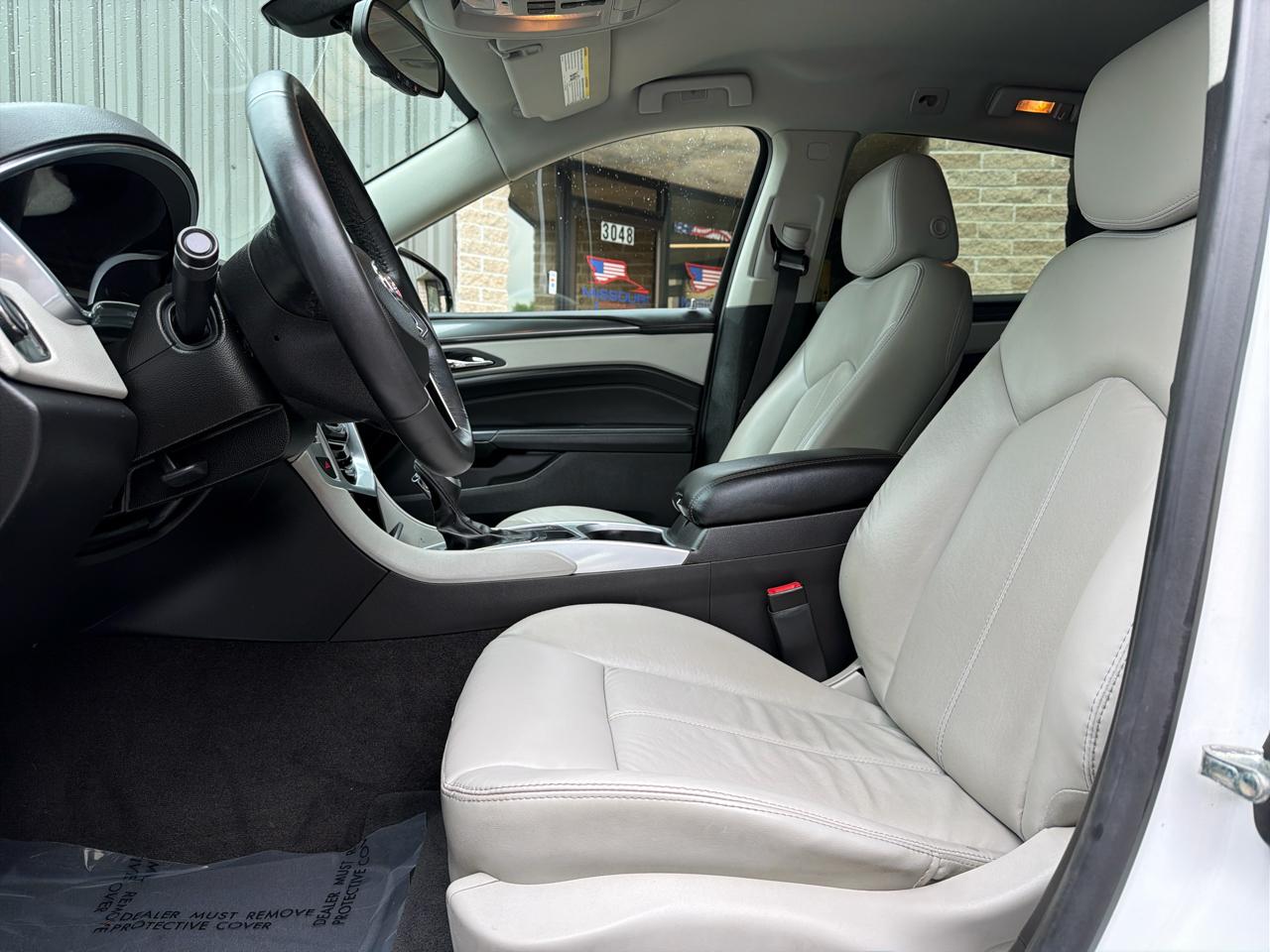 Cadillac SRX FWD 4dr Luxury Collection 2015