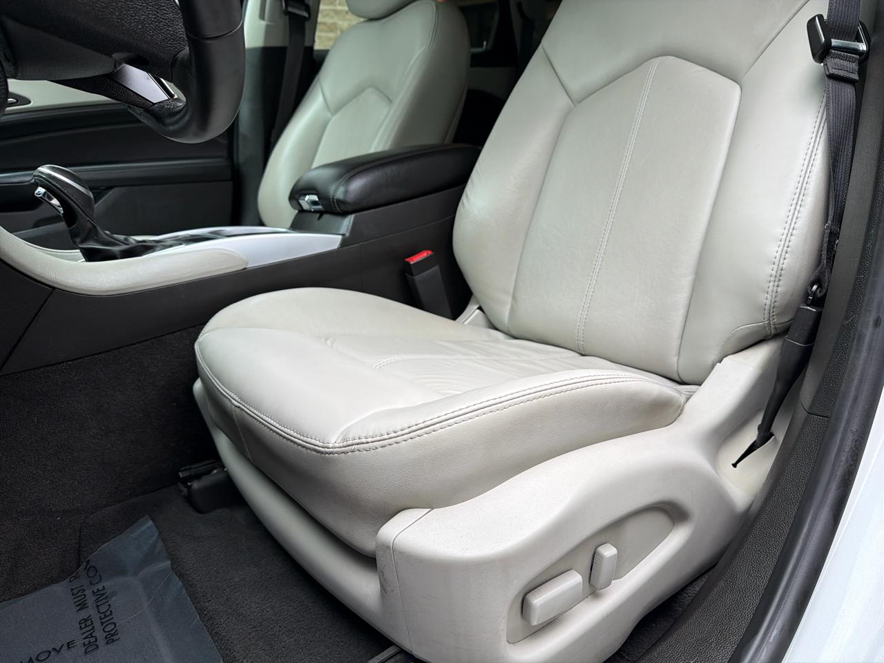 Cadillac SRX FWD 4dr Luxury Collection 2015