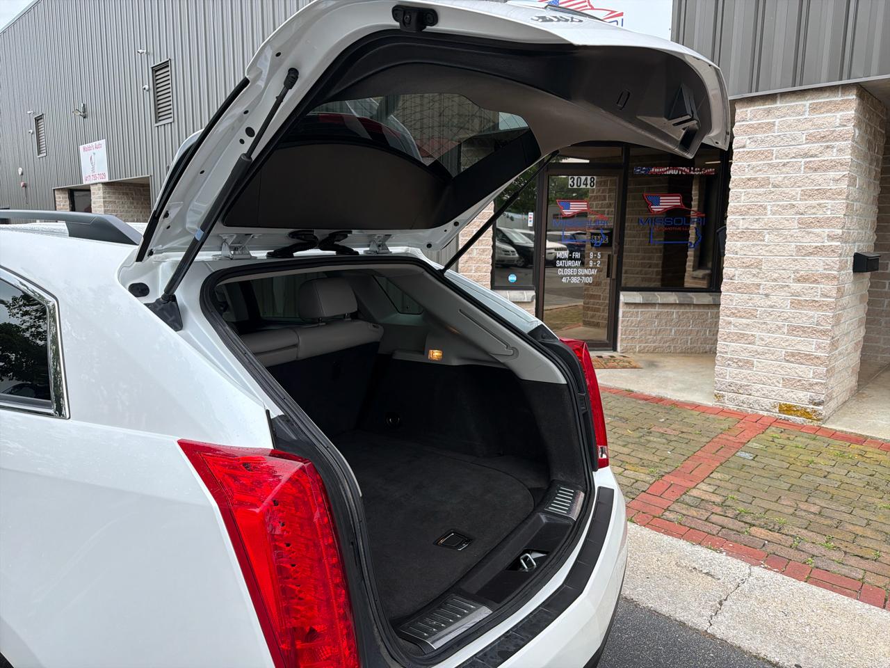Cadillac SRX FWD 4dr Luxury Collection 2015