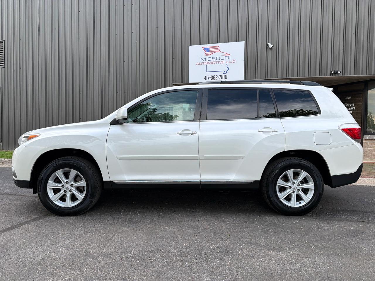Toyota Highlander 4dr V6 4WD Limited w/3rd Row (Natl) 2013