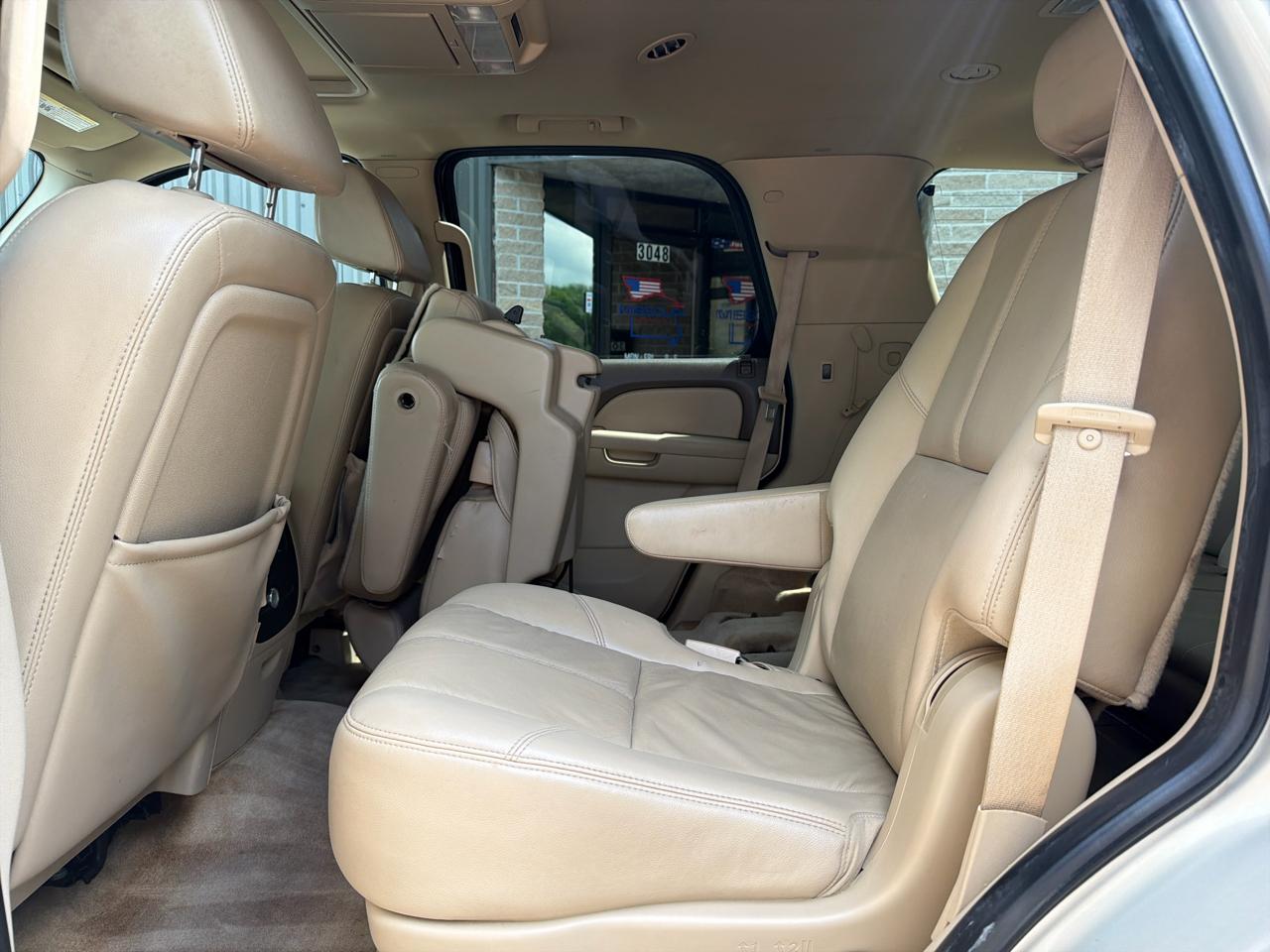 GMC Yukon SLE-1 4WD 2008