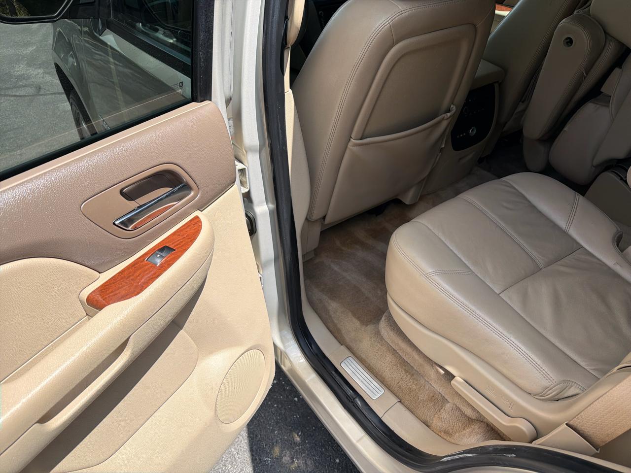 GMC Yukon SLE-1 4WD 2008