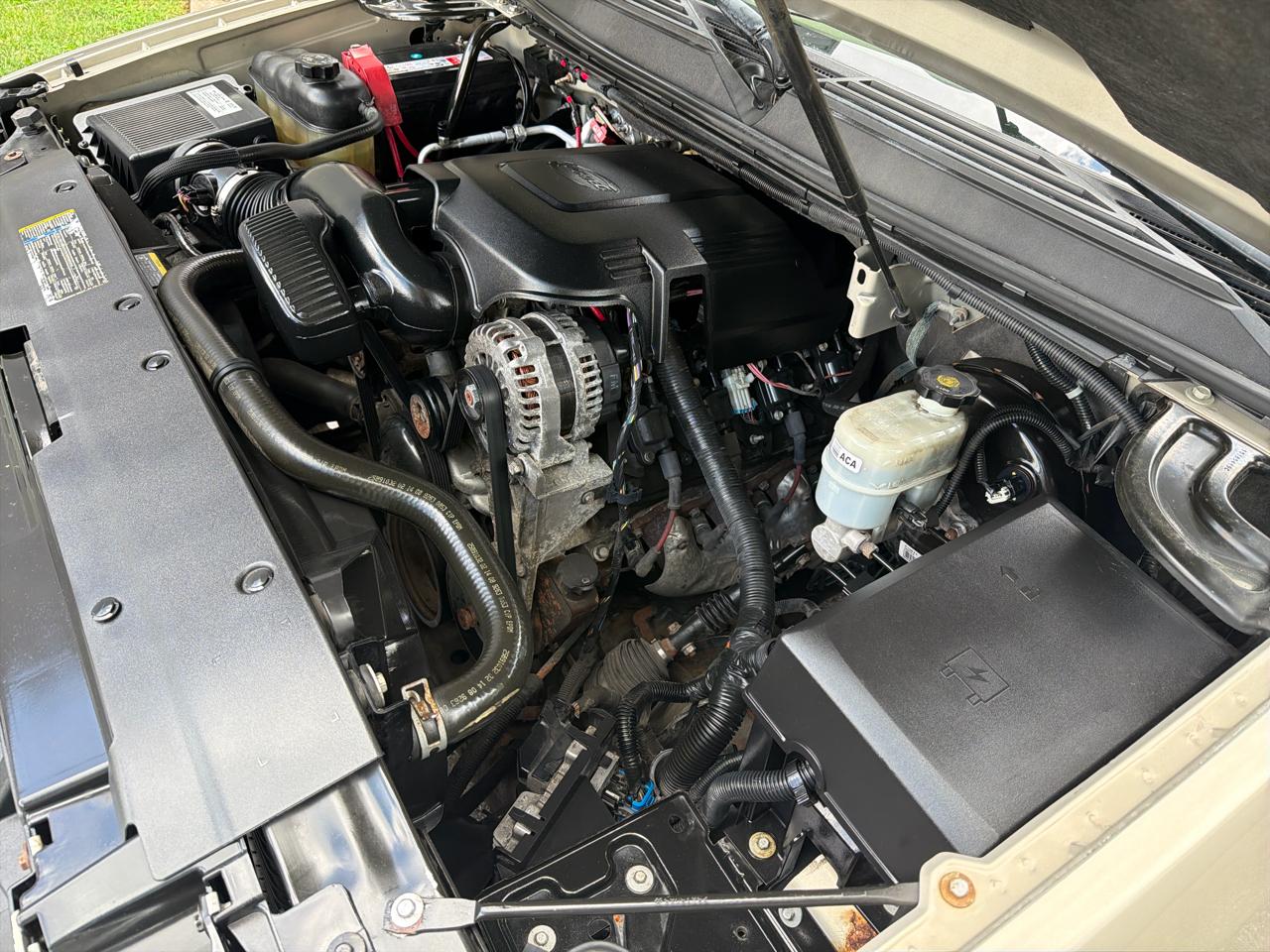 GMC Yukon SLE-1 4WD 2008