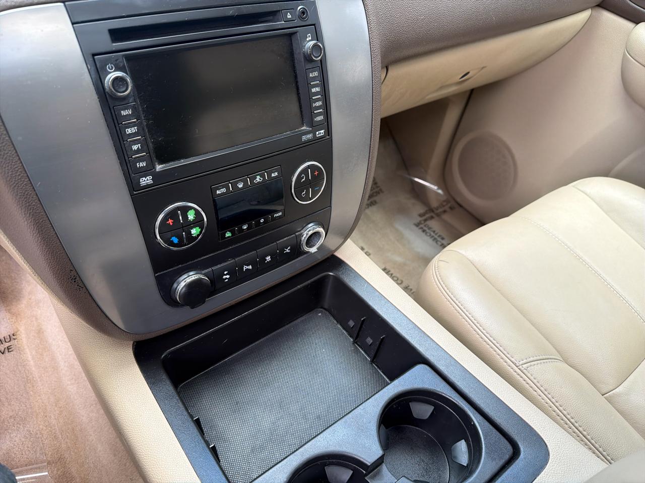 GMC Yukon SLE-1 4WD 2008