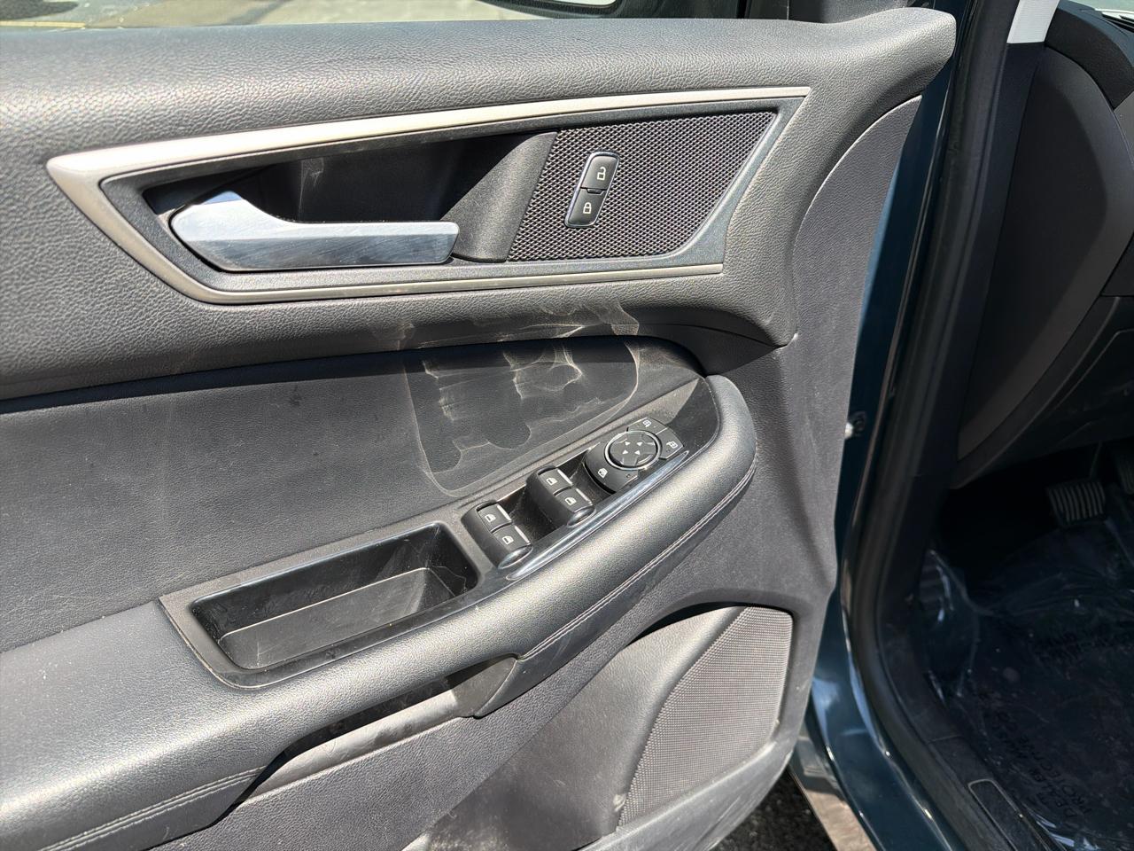 Ford Edge SEL FWD 2019
