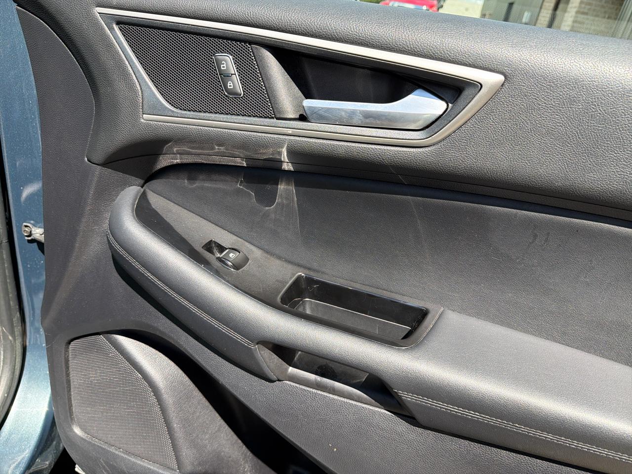 Ford Edge SEL FWD 2019