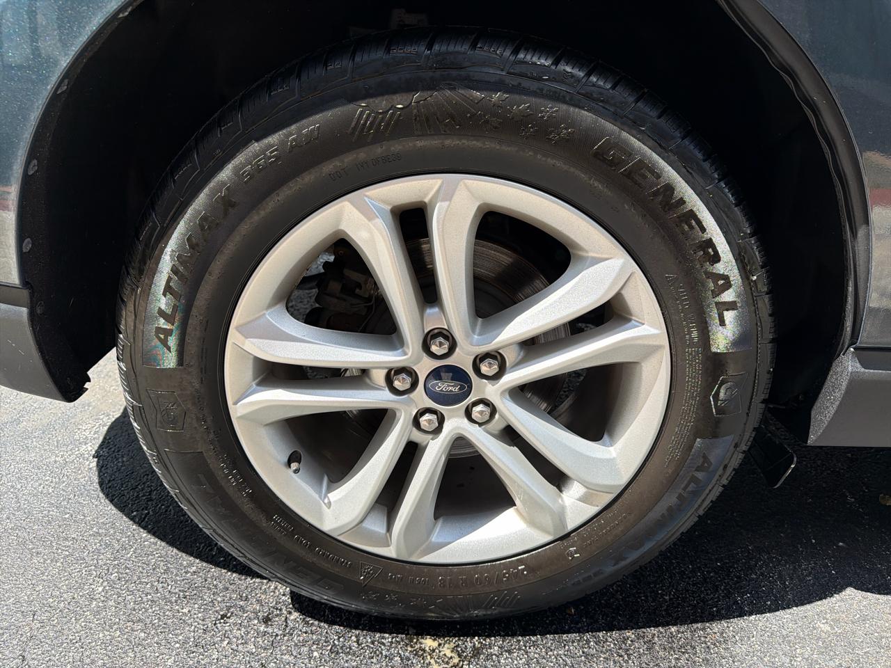 Ford Edge SEL FWD 2019