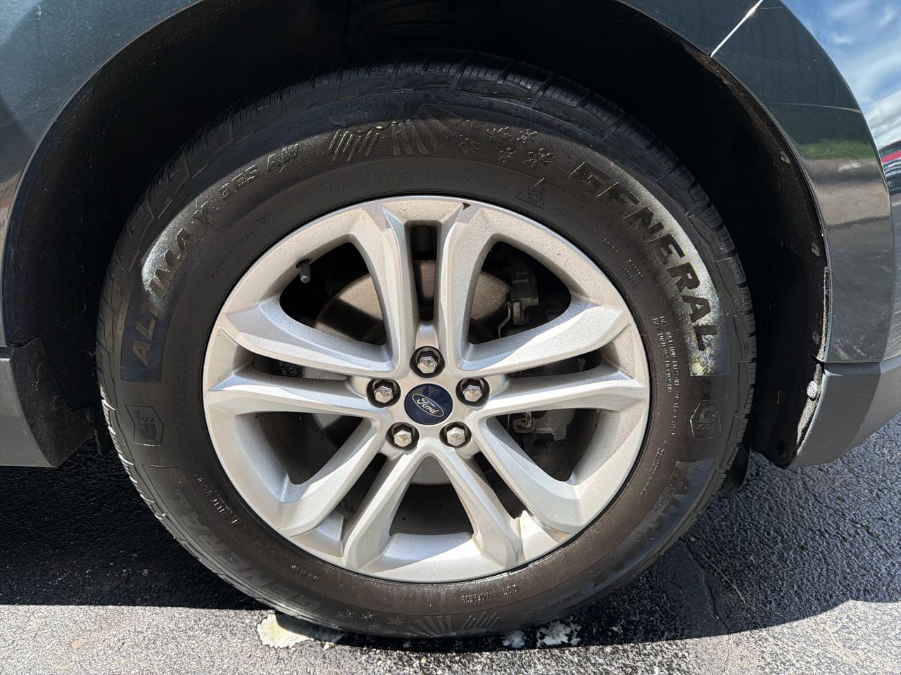 Ford Edge SEL FWD 2019