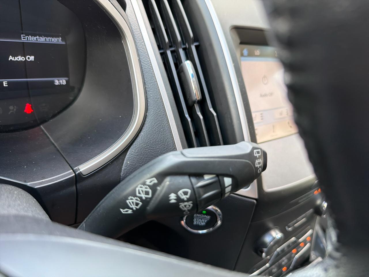 Ford Edge SEL FWD 2019