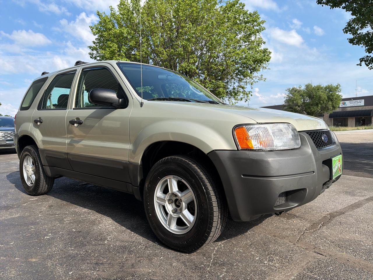 Ford Escape XLS 2WD 2004