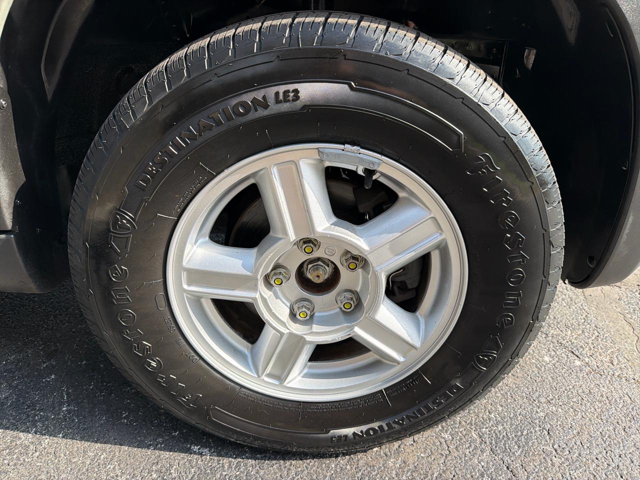 Ford Escape XLS 2WD 2004