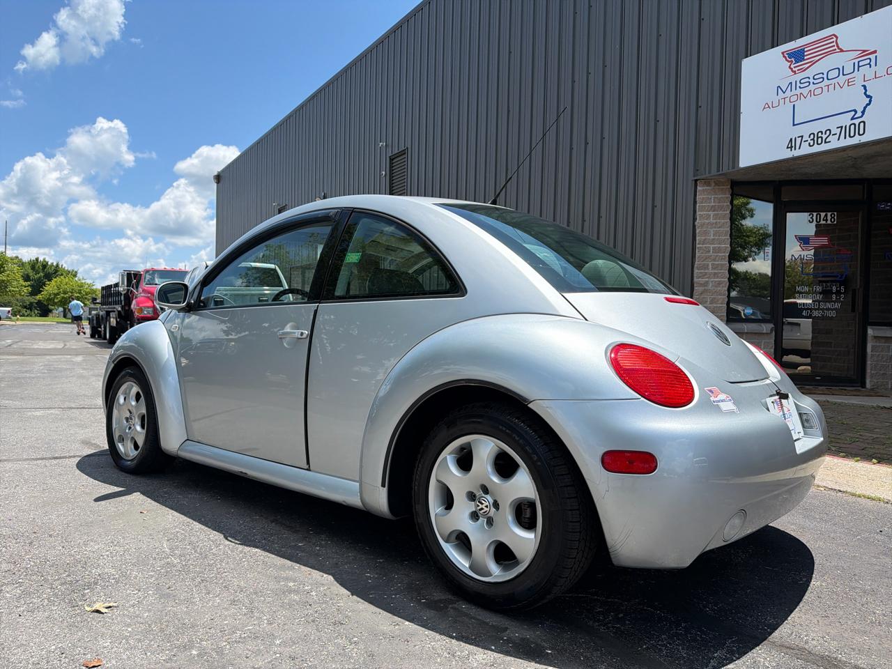 Volkswagen New Beetle GLS 2.0L 2003