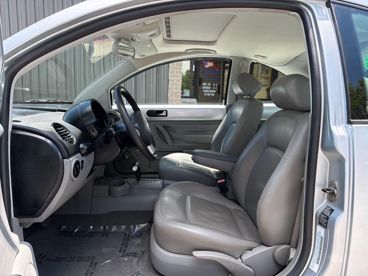 Volkswagen New Beetle GLS 2.0L 2003