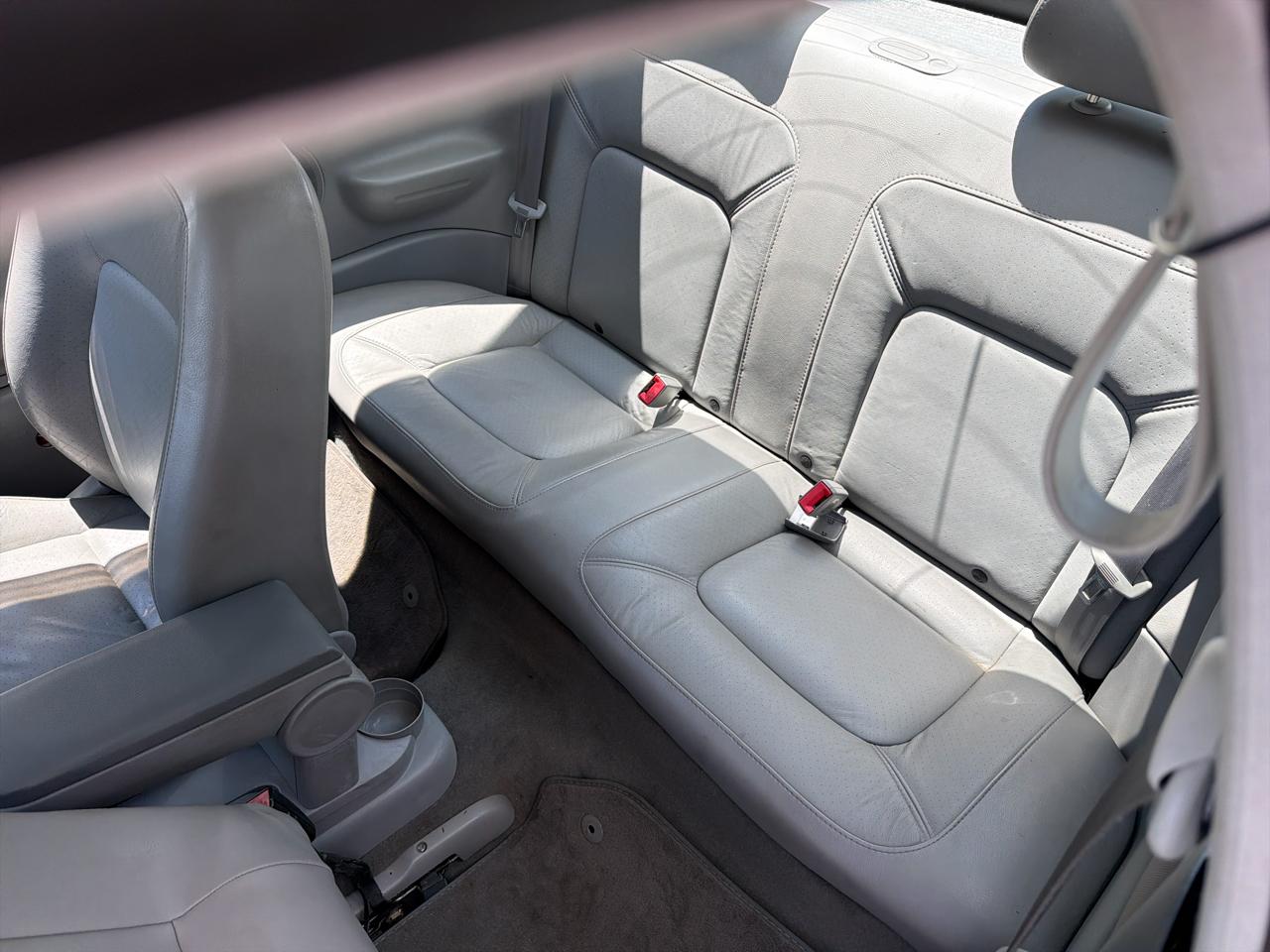 Volkswagen New Beetle GLS 2.0L 2003