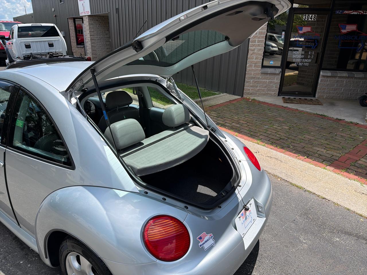 Volkswagen New Beetle GLS 2.0L 2003