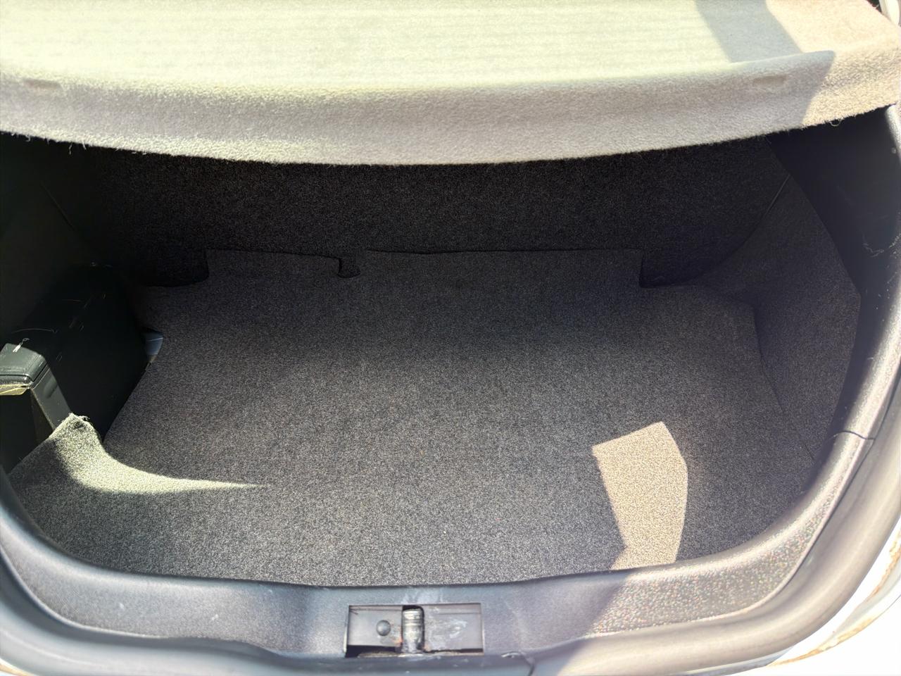 Volkswagen New Beetle GLS 2.0L 2003