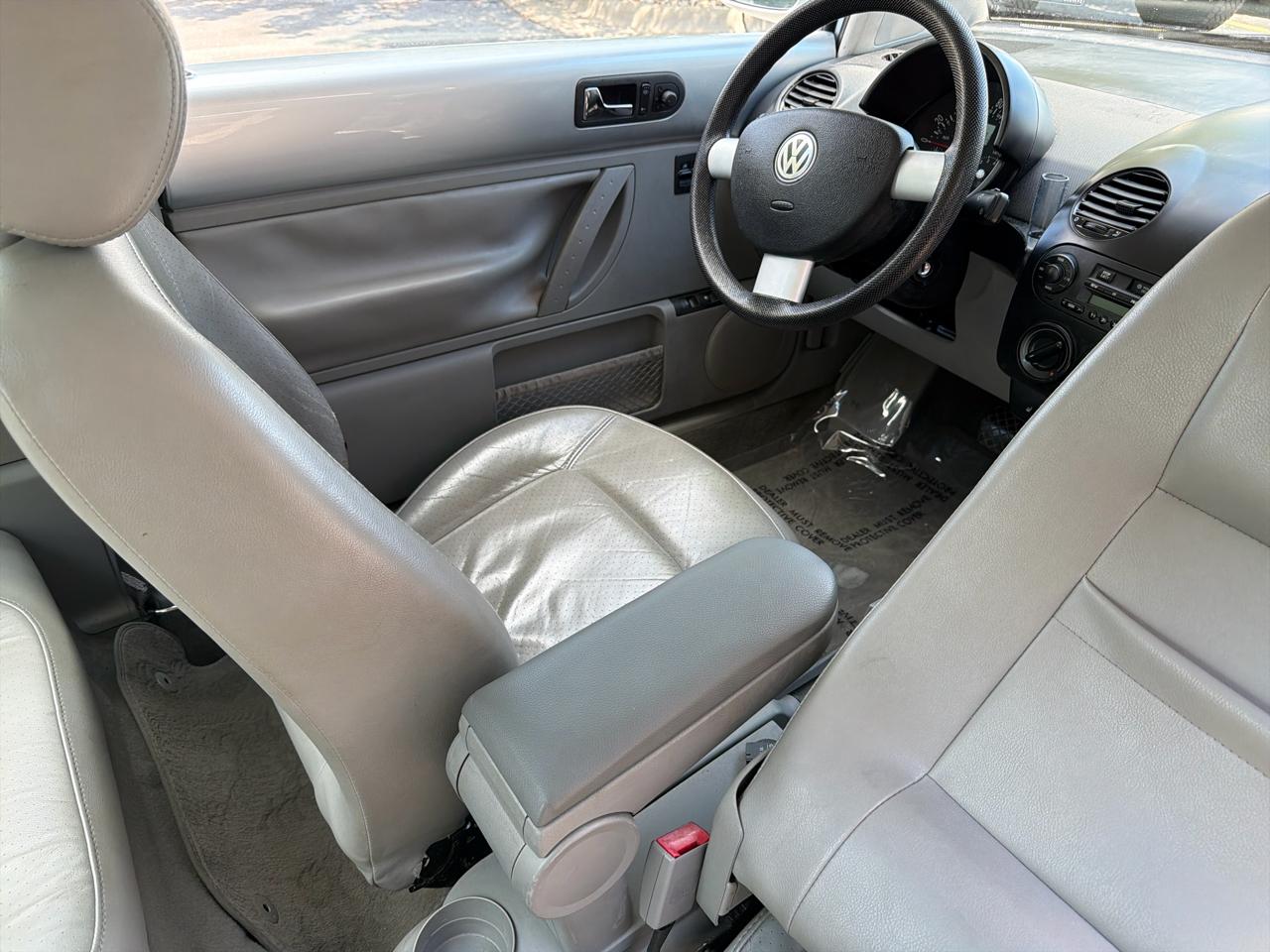 Volkswagen New Beetle GLS 2.0L 2003
