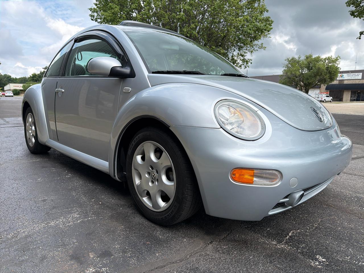 Volkswagen New Beetle GLS 2.0L 2003