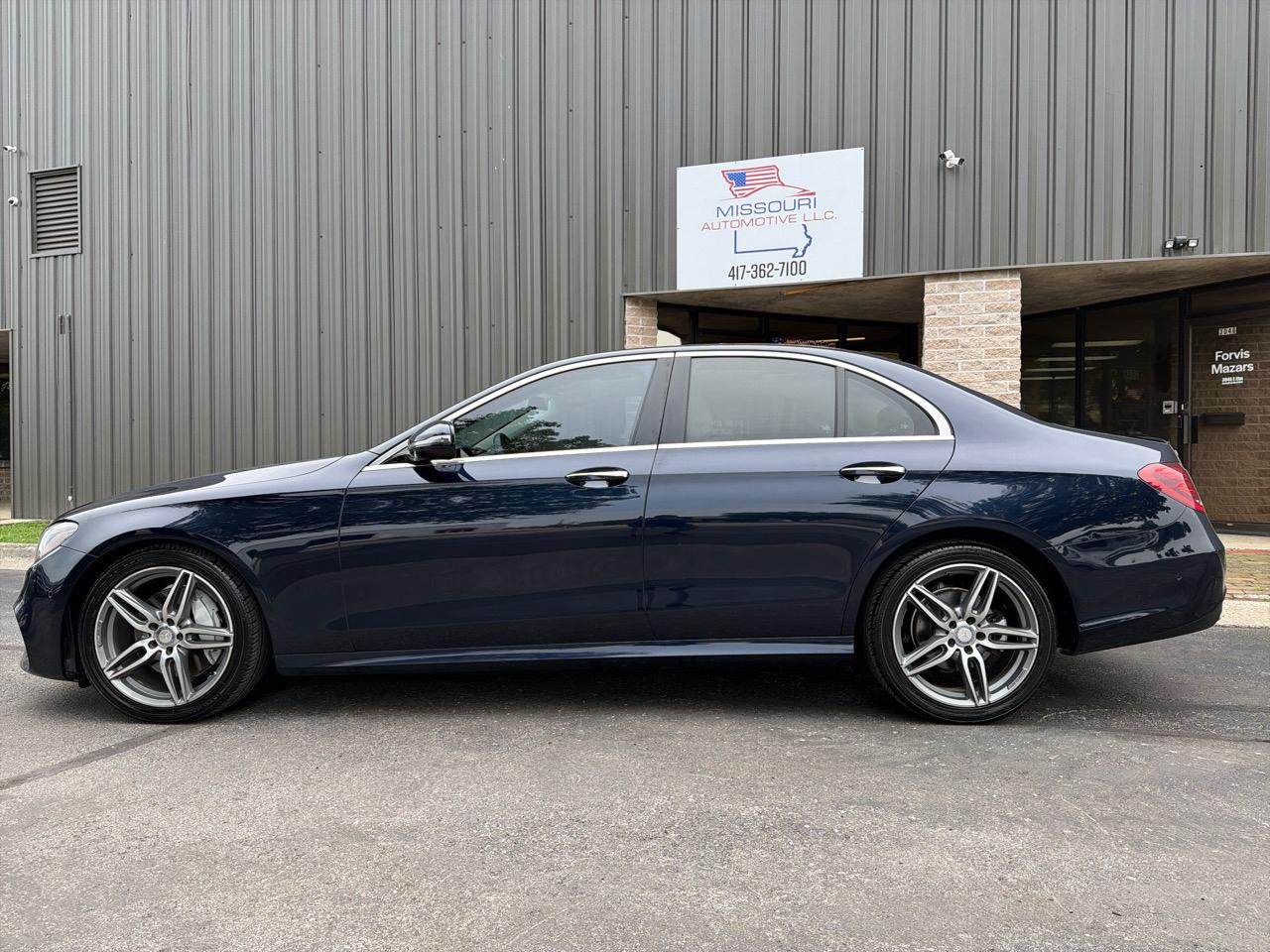 Mercedes-Benz E-Class E300 Luxury 4MATIC Sedan 2017