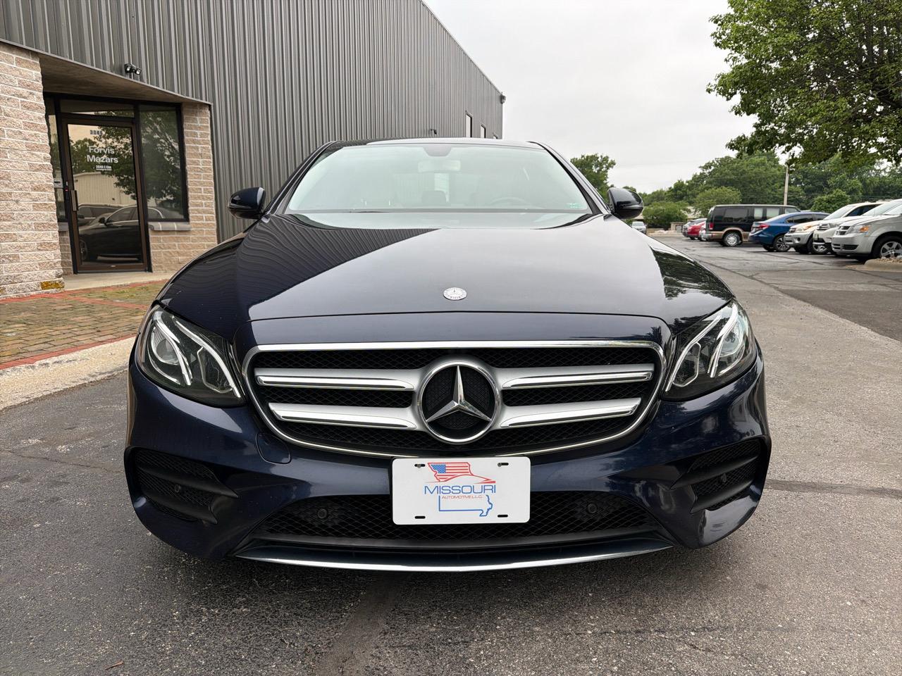 Mercedes-Benz E-Class E300 Luxury 4MATIC Sedan 2017