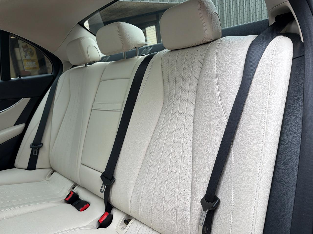 Mercedes-Benz E-Class E300 Luxury 4MATIC Sedan 2017