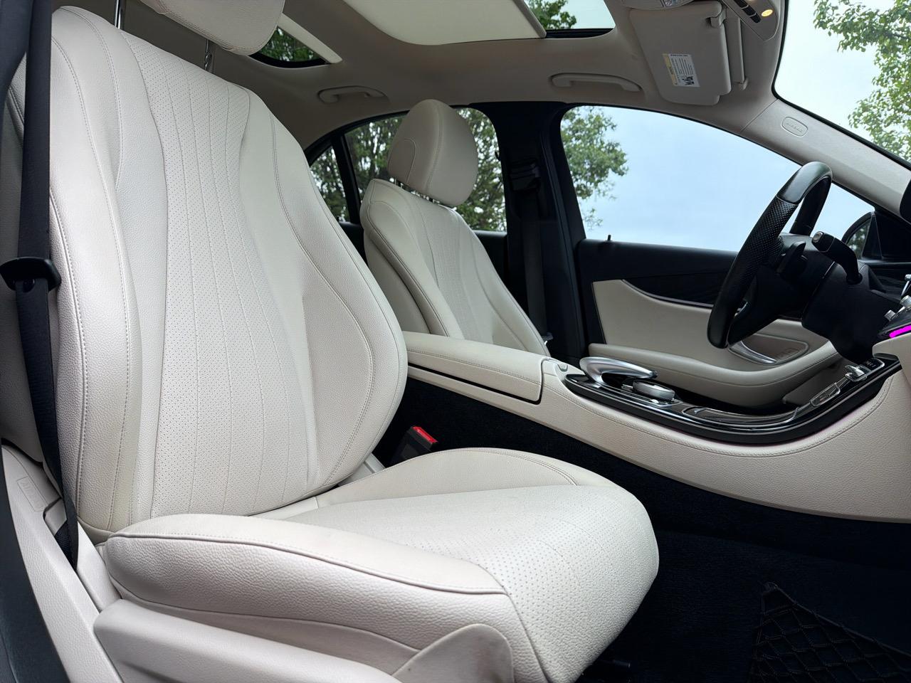 Mercedes-Benz E-Class E300 Luxury 4MATIC Sedan 2017