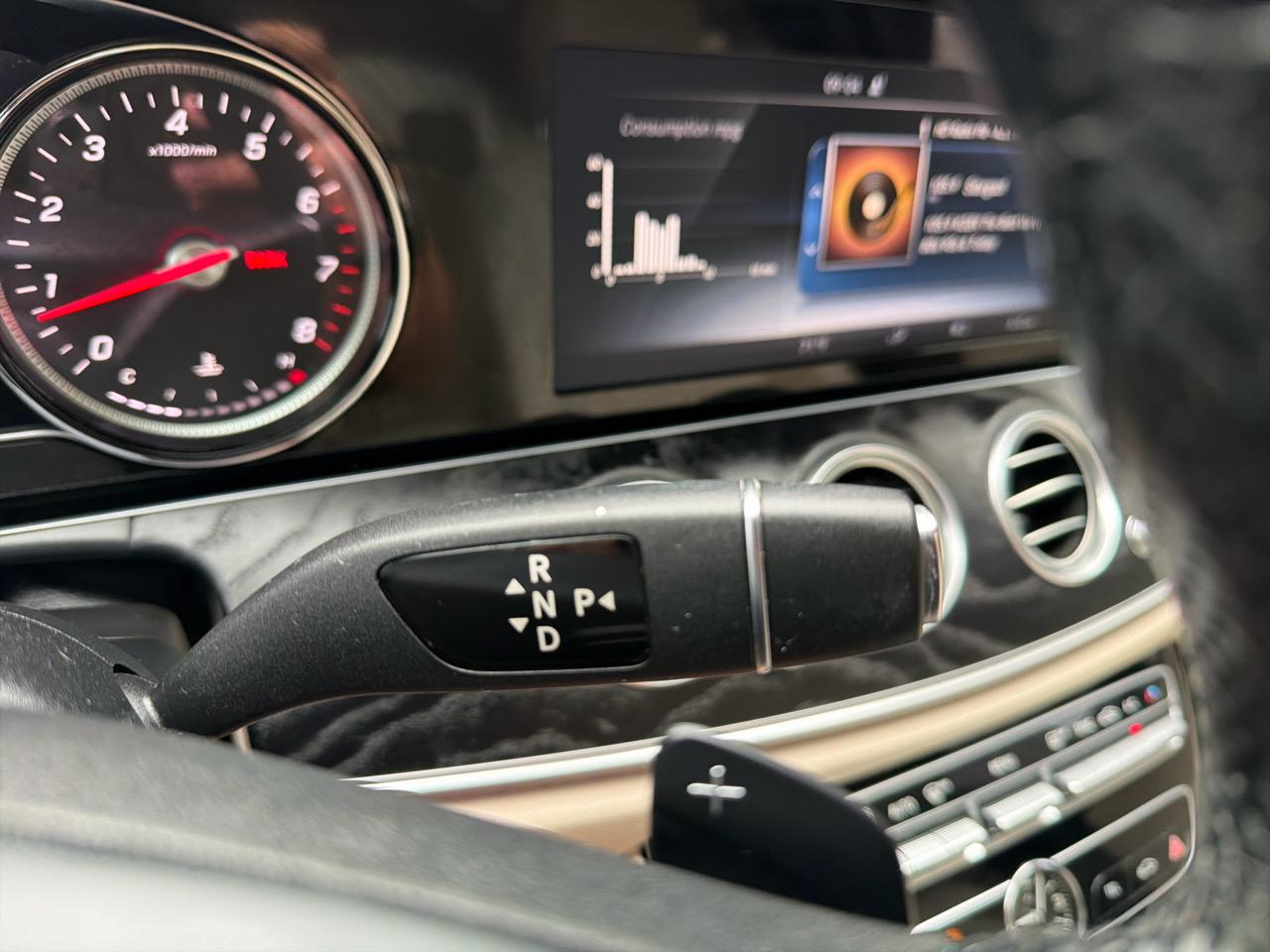 Mercedes-Benz E-Class E300 Luxury 4MATIC Sedan 2017