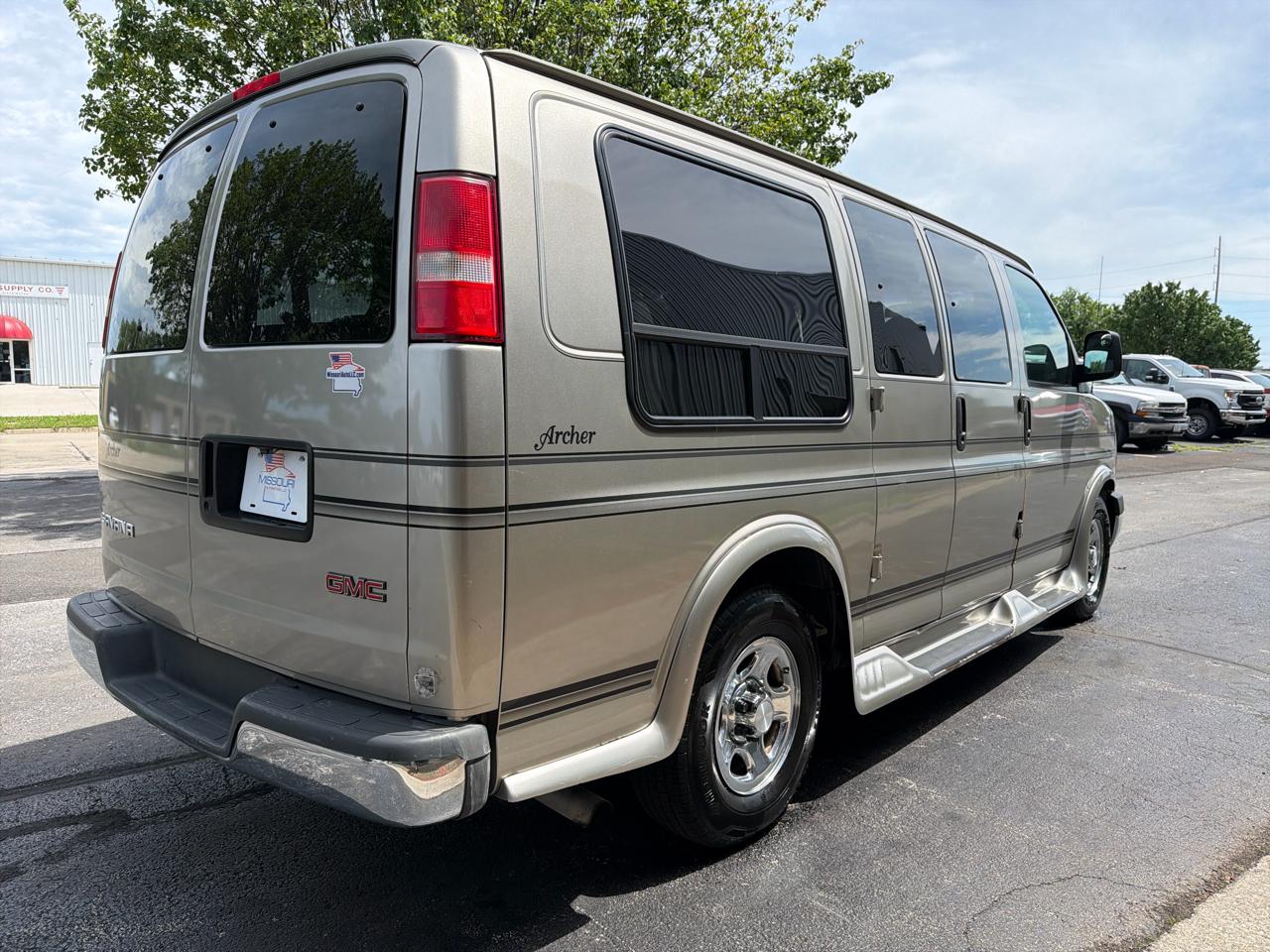 GMC Savana  2003