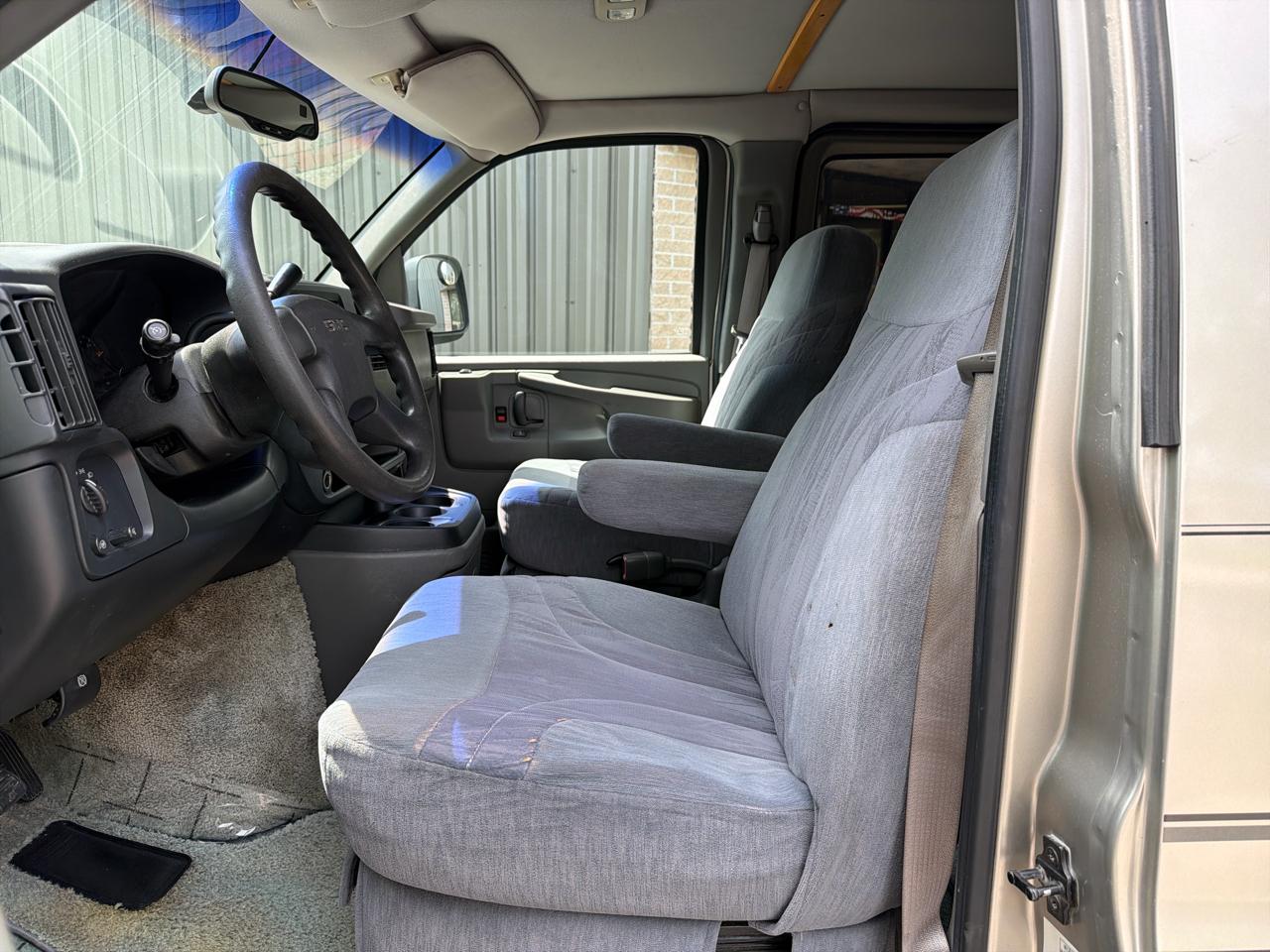 GMC Savana  2003