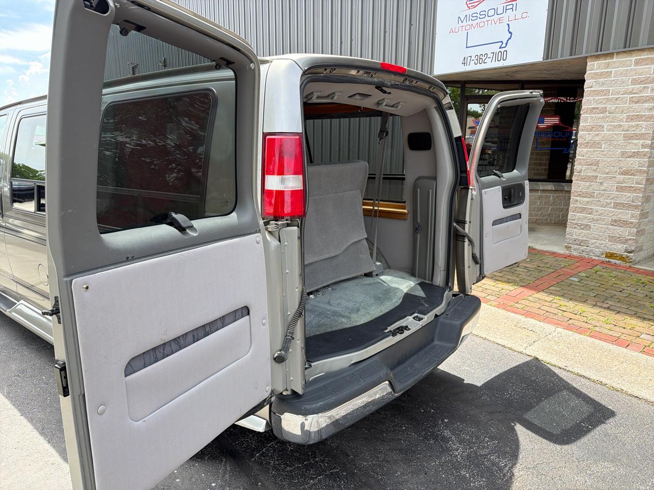 GMC Savana  2003