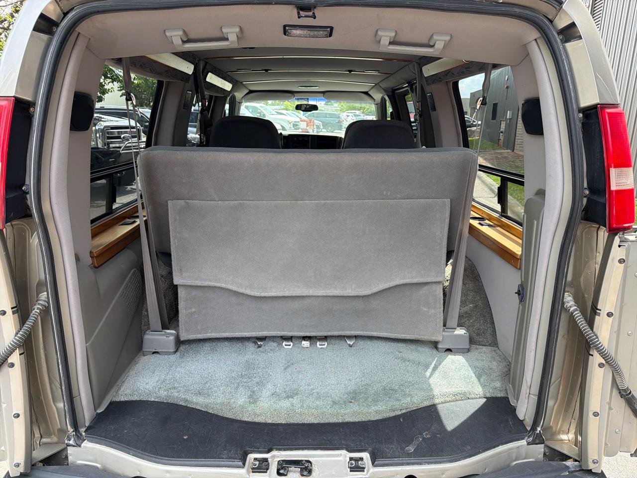 GMC Savana  2003
