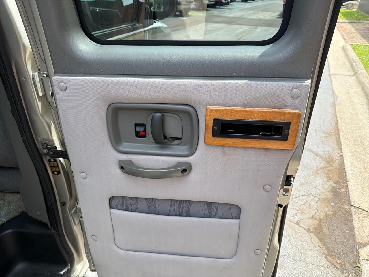 GMC Savana  2003