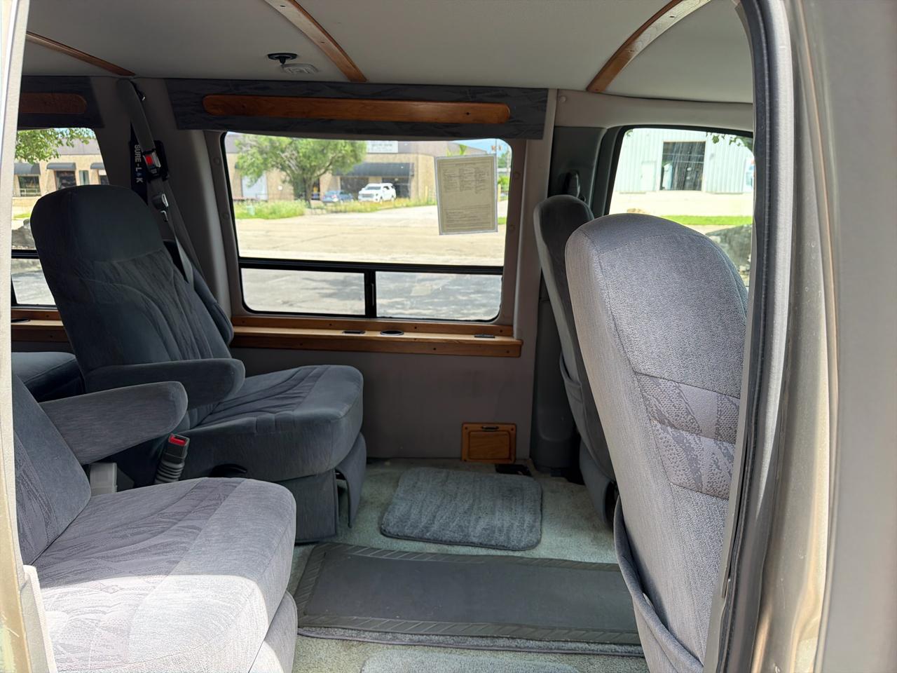 GMC Savana  2003