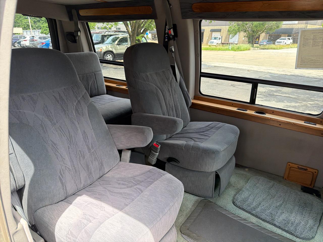 GMC Savana  2003