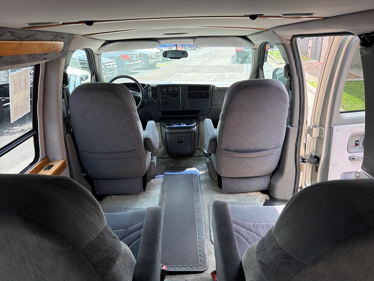 GMC Savana  2003