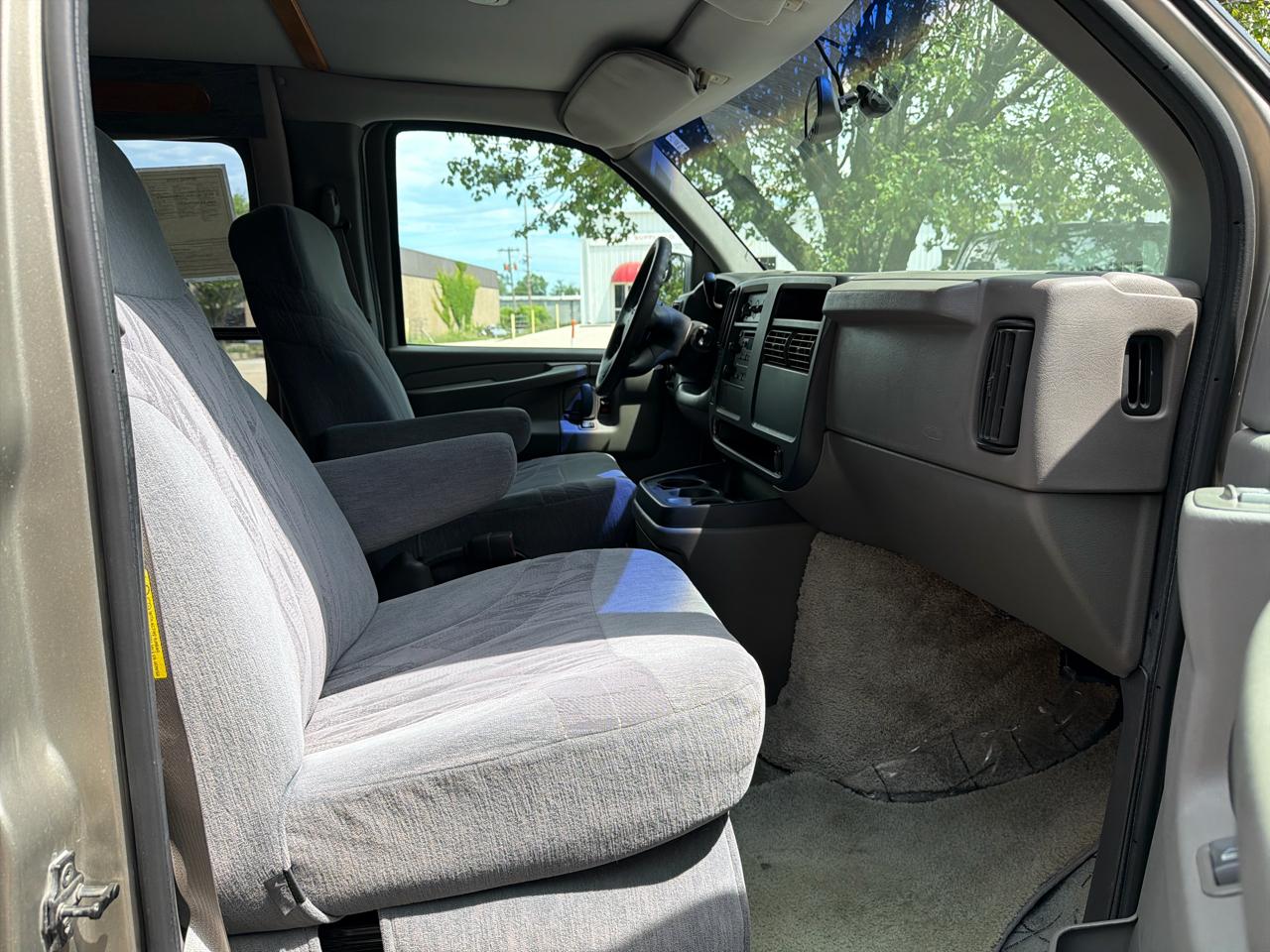 GMC Savana  2003