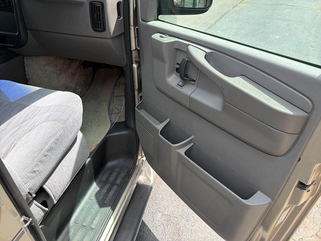 GMC Savana  2003