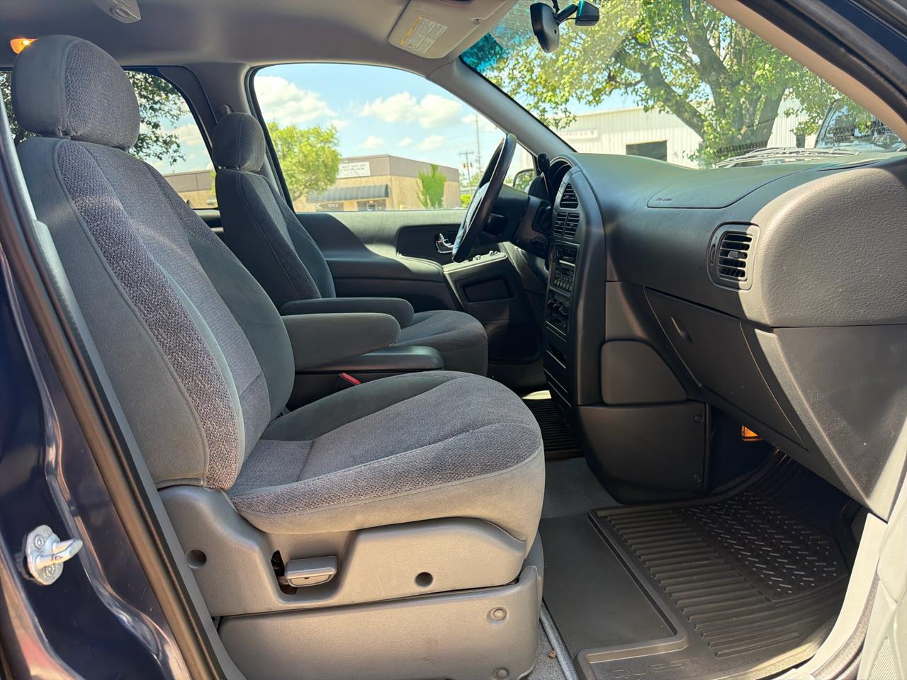 Nissan Quest SE 2001