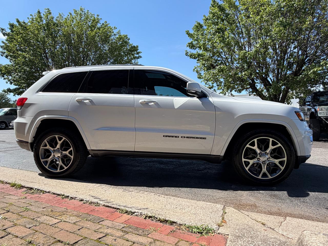 Jeep Grand Cherokee Limited 4WD 2018
