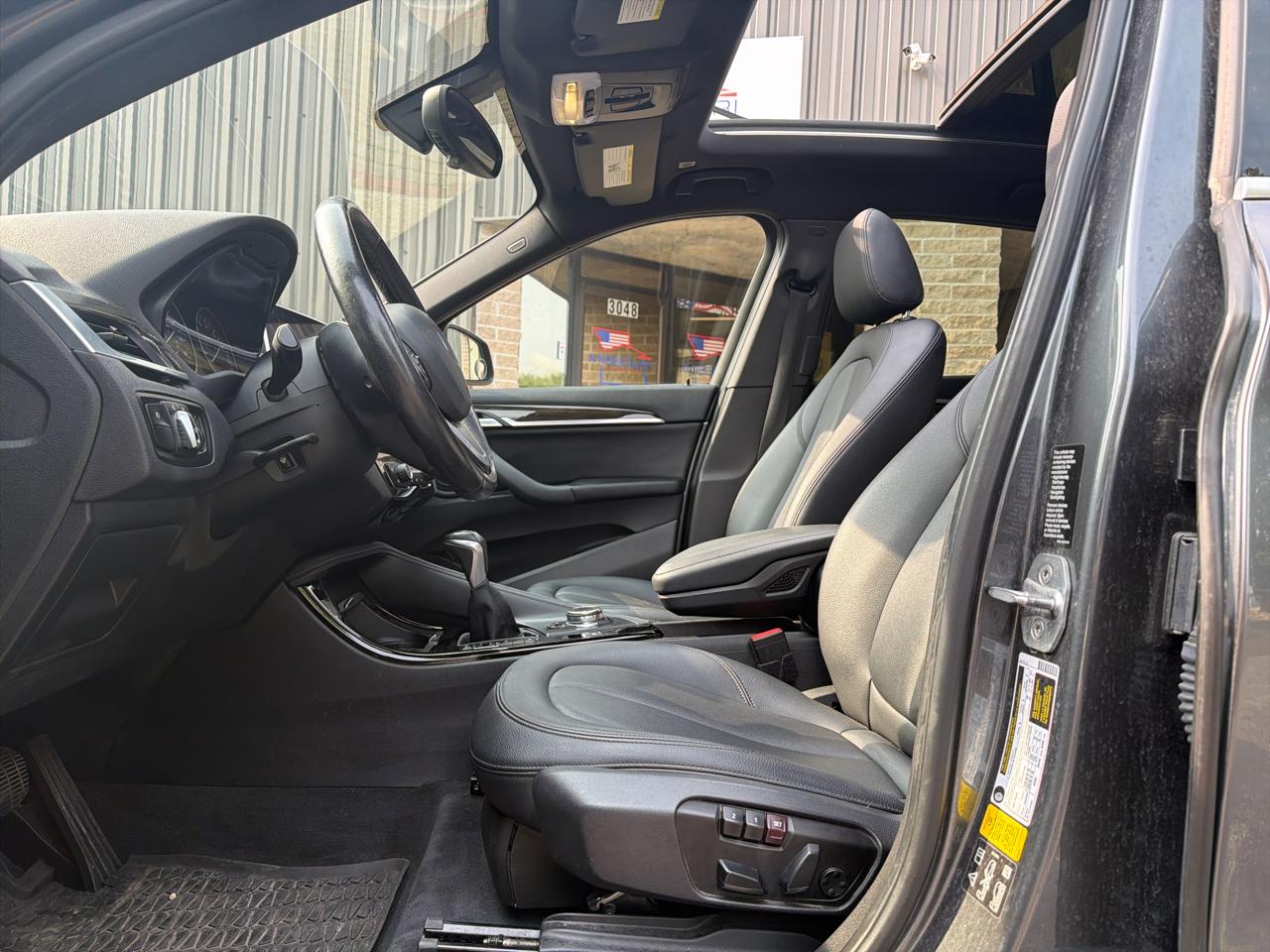 2016 BMW X1 28i - Photo 9