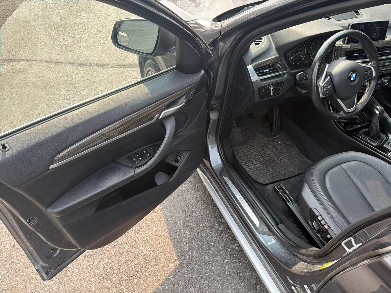2016 BMW X1 28i - Photo 10